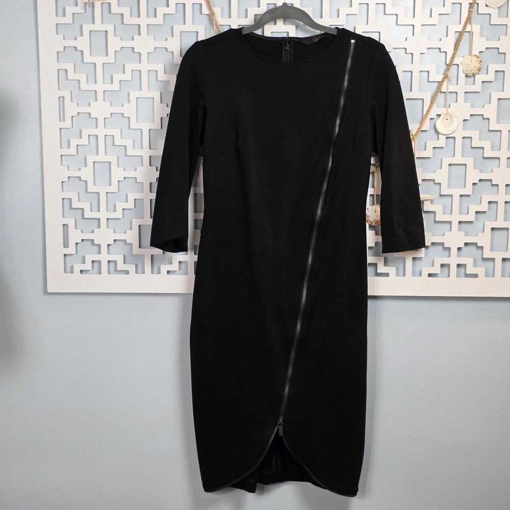 G.I.L.I. Black Asymmetric Front Zip Sheath Dress 3/4 Sleeve Size 4 LBD Ponte